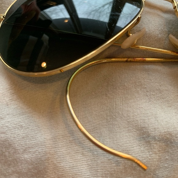 Vintage Ray-Ban Wrap Around Aviator Sunglasses - Picture 11 of 11